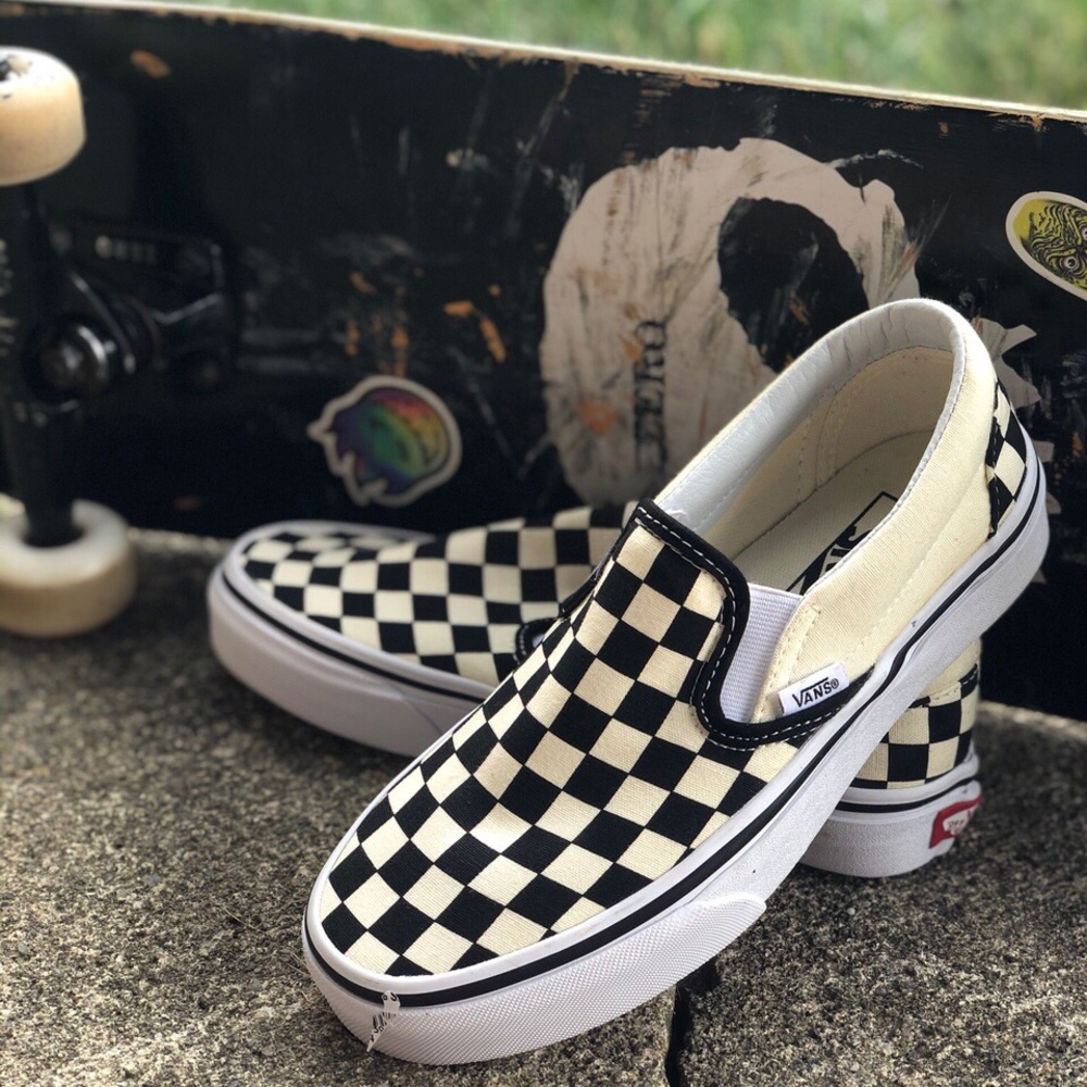 brand new checkerboard vans